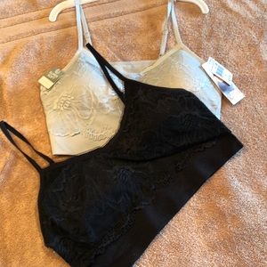 Womens padded bra, size M, 2 pack